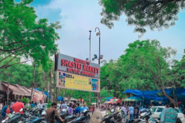 Shastri Market: Sector 22: Best Market In Chandigarh For Clothes